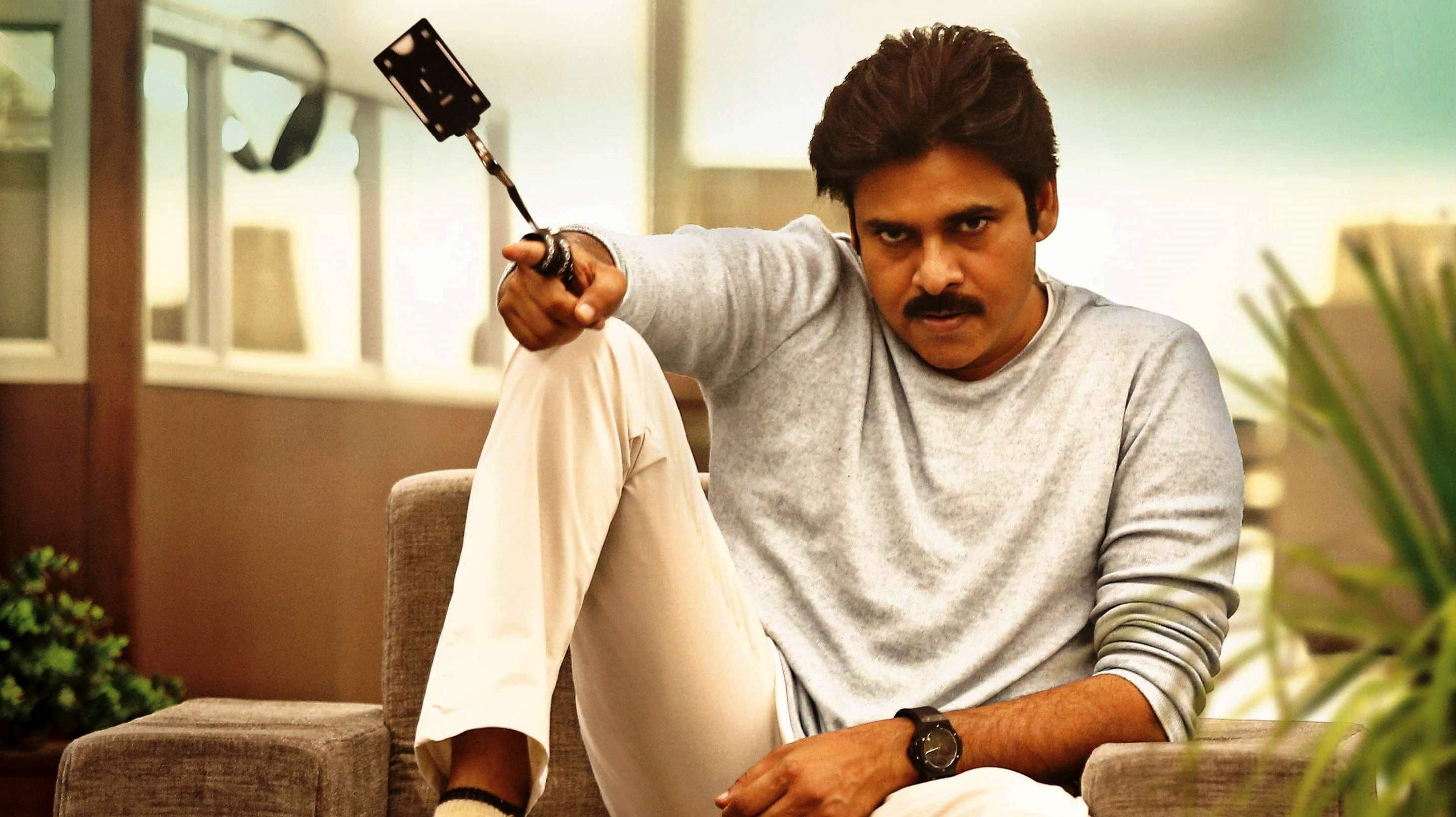 Agnyaathavaasi screenshot 1